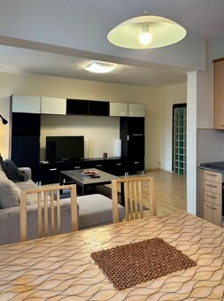 Svetlý 3-izbový byt s loggiou, ul.Ondrejovova, Bratislava II - 5