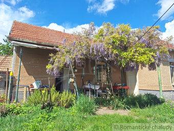 Ihneď obývateľný rodinný dom na rozľahlom pozemku na okraj - 5