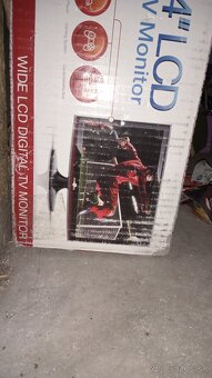 LCD DTV monitor 24" Samsung T240HD - 5