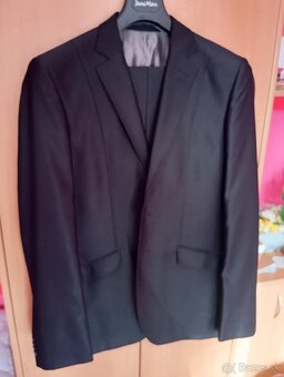Predám čierny pánsky oblek veľkosť 182/46 - 5
