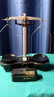 Starožitné laboratórne váhy bakelitové - 5