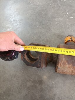 Hydraulický piest - 5