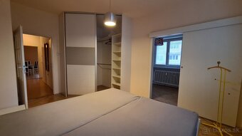 Prenájom 3 izbový byt Malá Praha, Cena: 850 €/mes - 5