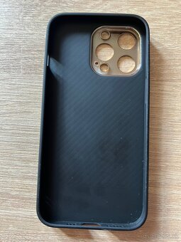 Obal na iPhone13 pro - 5