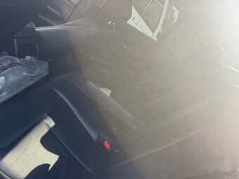 Rozpredam BMW 320d F30 na diely - 5