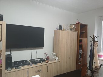 Predám starší rodinný dom v Starej Turej – ideálny na rekonš - 5