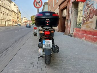 Honda SH 300i - 5