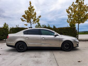 Volkswagen Passat B6 sedan Highline 2.0TDI 103 kw - 5