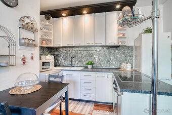 Na predaj útulný 2-izbový byt s dvomi balkónmi v Malackách - 5