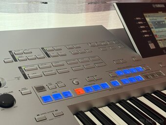 Yamaha Tyros 4 - 5
