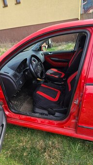 Fabia 1,2 HTP r.2004 - 5