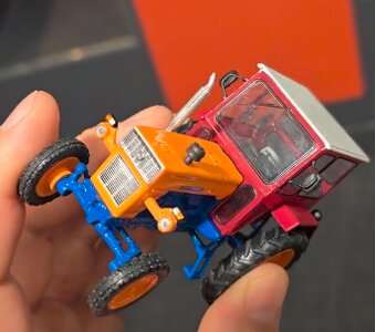 UTB - 650 1:43 - 5