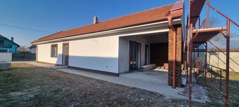 Novostavba - 4 izbový rodinný dom v obci Blatná na Ostrove - 5