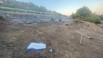 Slnečný pozemok 50m od Šíravy - 5