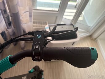 Vsett 9+ 2024 s NFC displejom. - 5