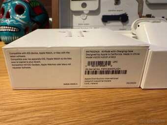 Apple AirPods s nabíjacím puzdrom - 5