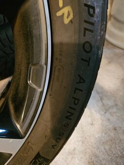 Originál zimná sada Volvo XC60 235/55R19 - 5