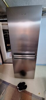 CHLADNIČKA NA OPRAVU - 5