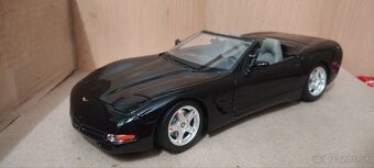 Jaguár Chevrolet bmw Ferrari 1:18 - 5