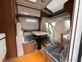 OBYTNÝ AUTOMOBIL MILLER TORONTO - 5