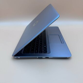 Notebook 14" HP.AMD PRO A10-8730B 4x2,40GHz.8gb ram.256gSSD - 5