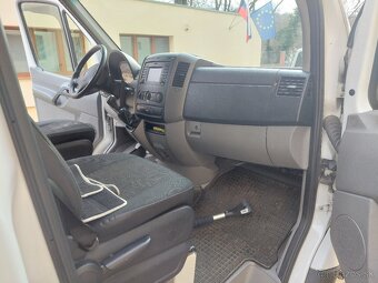 Mercedes Benz Sprinter - 5