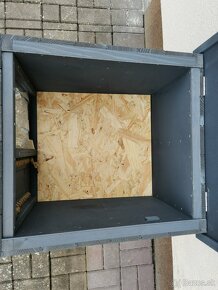 Chladiaci domček pre mačky s izolovanou plochou strechou - 5