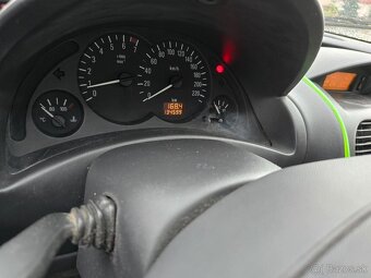 Predám Opel Corsa 1.0 benzín - 5