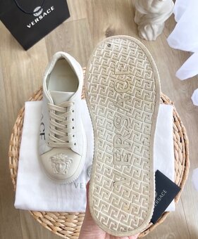 Dásmke originál Versace tenisky - 5