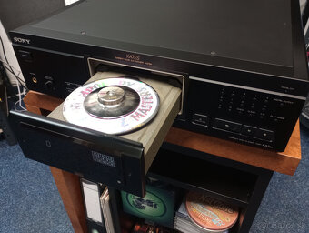 Sony CDP-XA7ES CD Player - 5