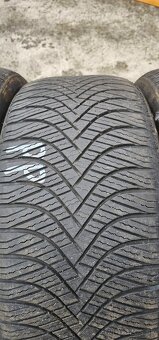 Celorocne pneu 245/40r19 - 5