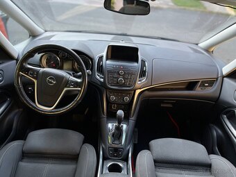 Opel Zafira Tourer - 5