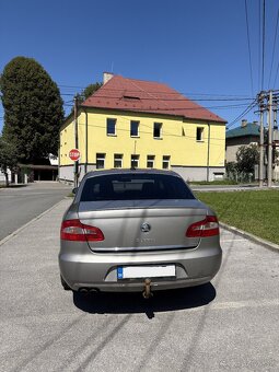 Škoda Superb 2.0 TDI CR 170k DSG - 5
