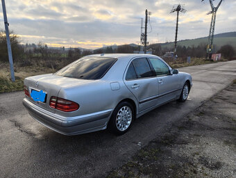 Mercedes - Benz W210 320 CDI - 5