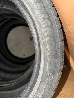 Michelin 225/45r18 - 5