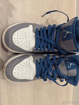 Air Jordan 1 Mid "True Blue" Nike tenisky veľ. 42 - 5
