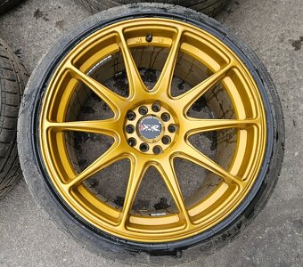 Predam sadu elektronov 5x100 5x114.3 r18 XXR 8,75J - 5