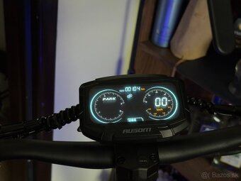 kvalitná kolobežka AUSOM DT2 PRO - 5
