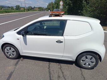 Predám VW Up 1,0 i benzín doprovodný špecial N1 - 5