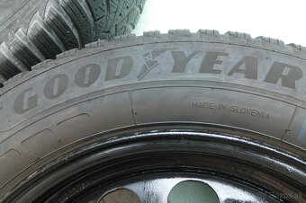 Zimné pneumatiky GOOD YEAR na diskoch . - 5