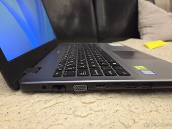 notebook ASUS VivoBook 15.6", RAM 16GB, Intel Core i7 - 5