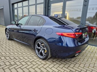 Alfa Romeo Giulia 2.2 Diesel 210 AT AWD Veloce Q4 - 5