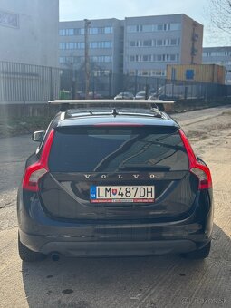 Volvo V60 Combi 1.6 Diesel – ročník 2013 - 5