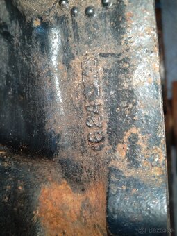 Lodný Motor V8 5l - 5