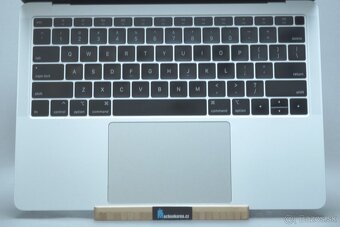 ZÁRUKA/Macbook Air13.3"I5 1.6GHZ/8GB RAM/128GB SSD - 5