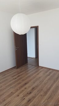 Kramáre, 2-izbový krásny slnečný byt 72 m2 + gar. státie. - 5
