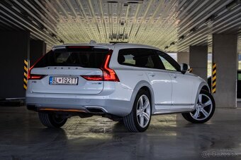 Volvo V90 2.0 D5 AWD Drive-E Ocean Race Auto - 5