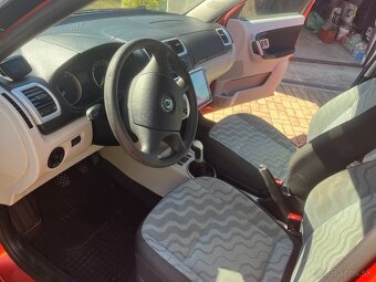 Škoda Fábia 2, 1.2 HTP 44 kw - 5