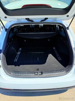 Kia Ceed SW 1.6 CRDi Gold+Navi - 5