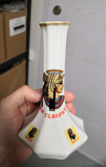 Porcelánové vázy s egyptským dizajnom - 5